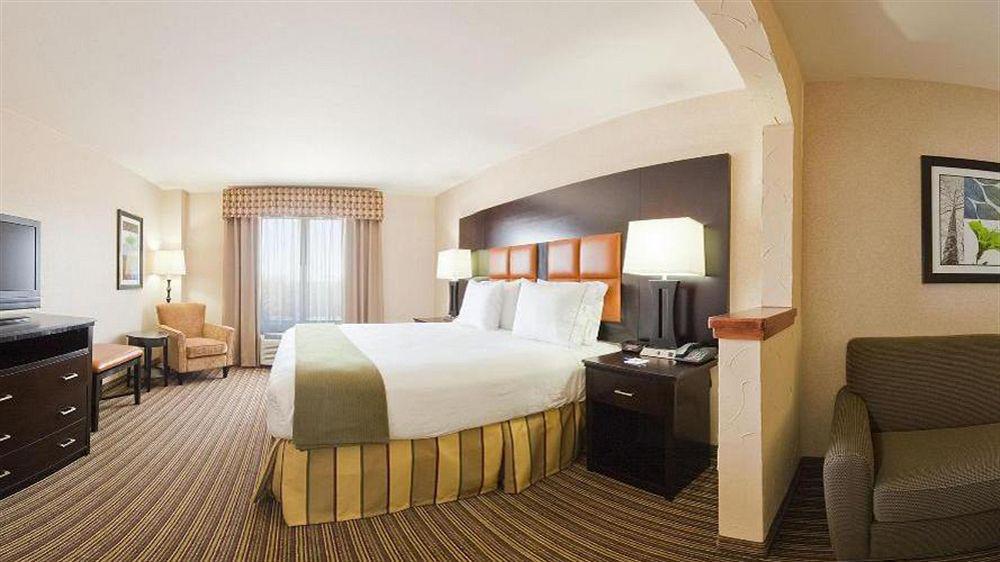 Holiday Inn Express Arlington Interstate 20 Parks Mall By Ihg Exterior foto