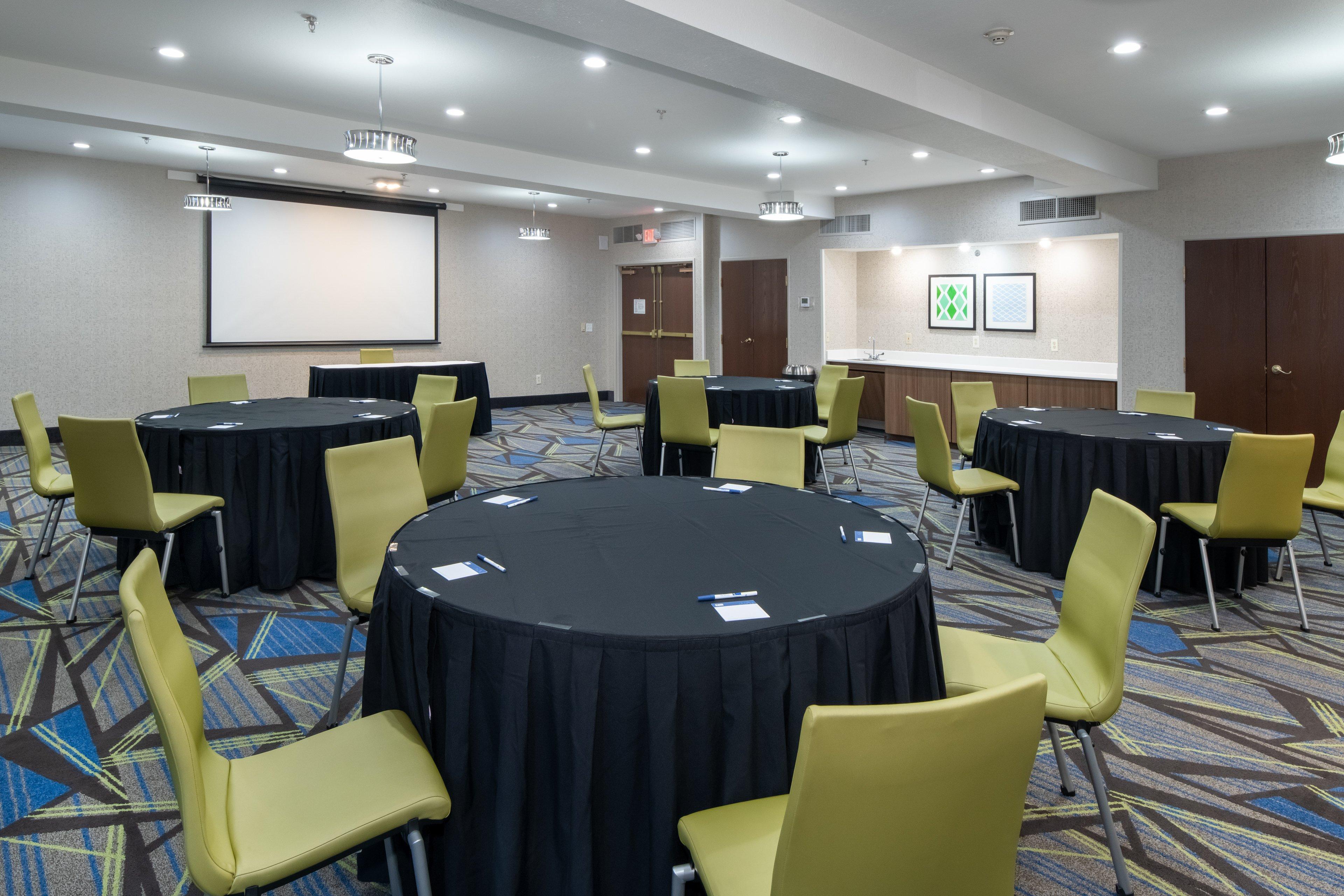 Holiday Inn Express Arlington Interstate 20 Parks Mall By Ihg Exterior foto