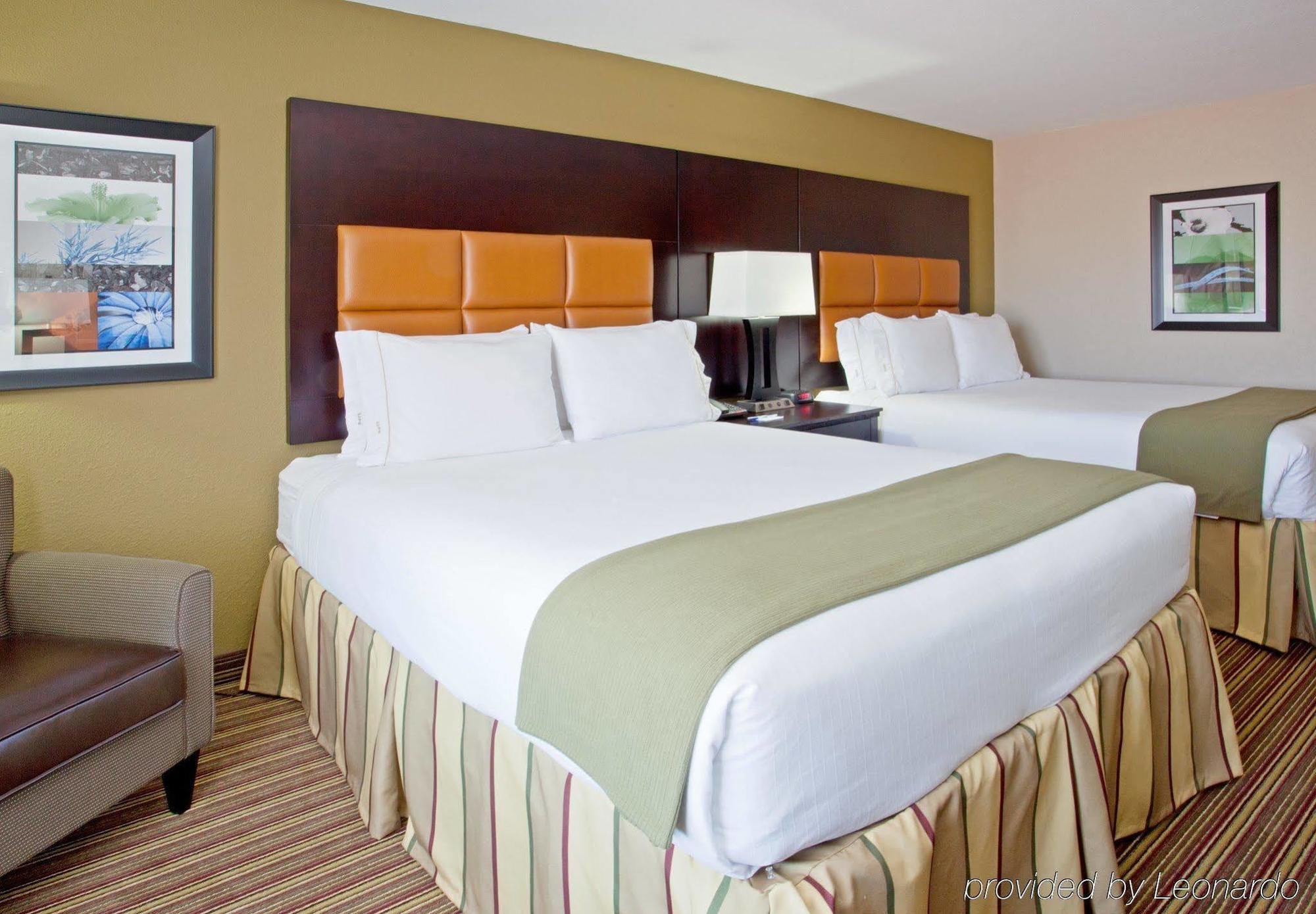 Holiday Inn Express Arlington Interstate 20 Parks Mall By Ihg Habitación foto